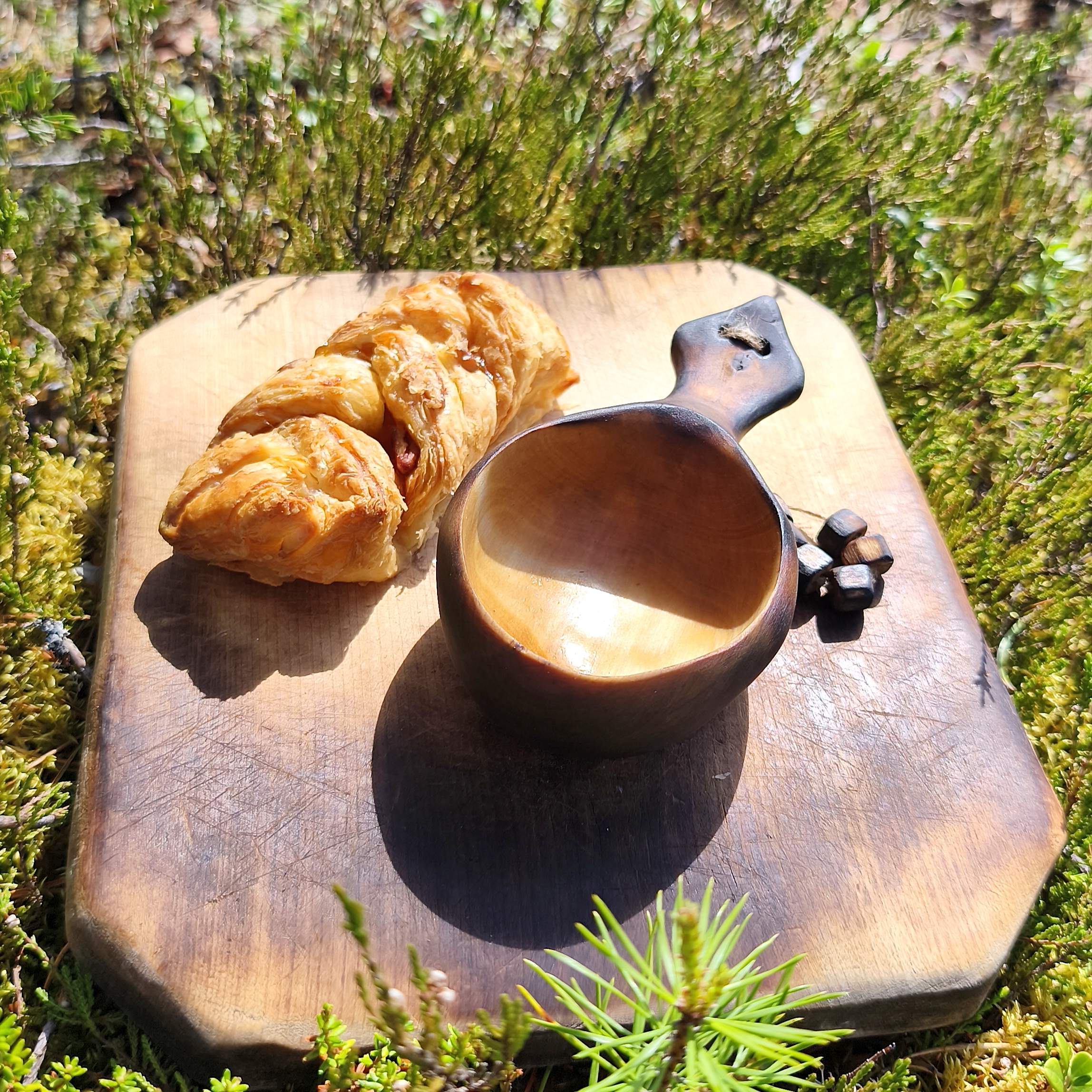 kuksa cup for bushcraft and outdoor live handmade in birch